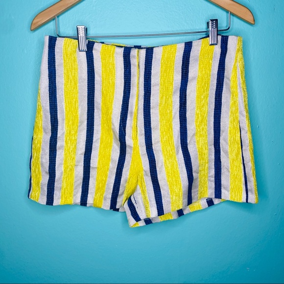 Short & skirt bundle deal - Picture 11 of 12